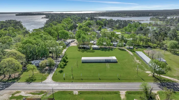Kervins RV Park Picture 4