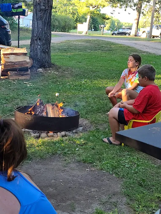 Whispering Pines Campground Picture 4