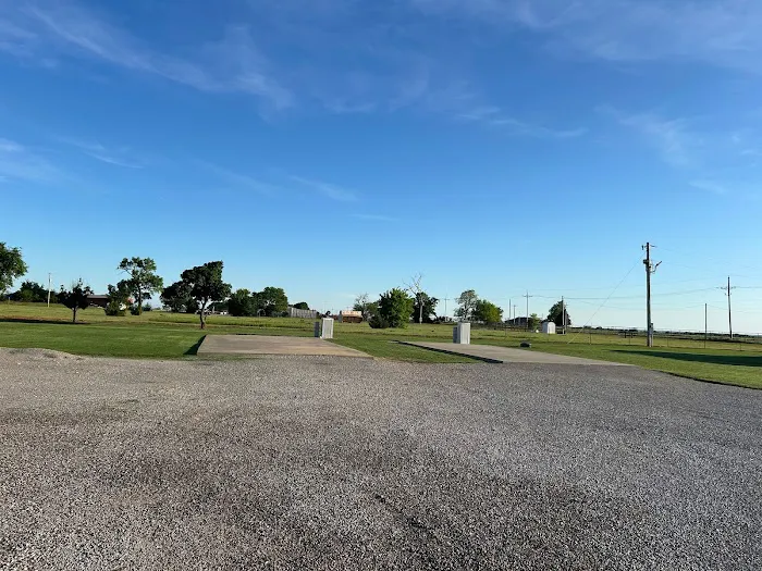 S & H RV Park Picture 3
