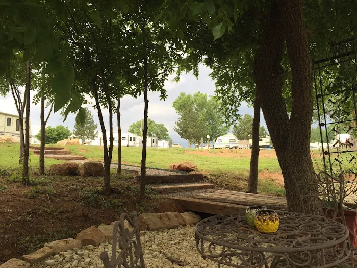 Bobcat Creek RV Park, Convenience Store, Gas Station and Propane Filling Station Picture 10
