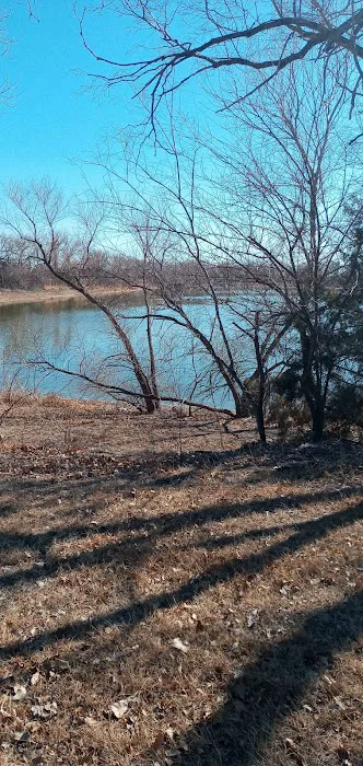 Fishin' Mobile Home Park Picture 1