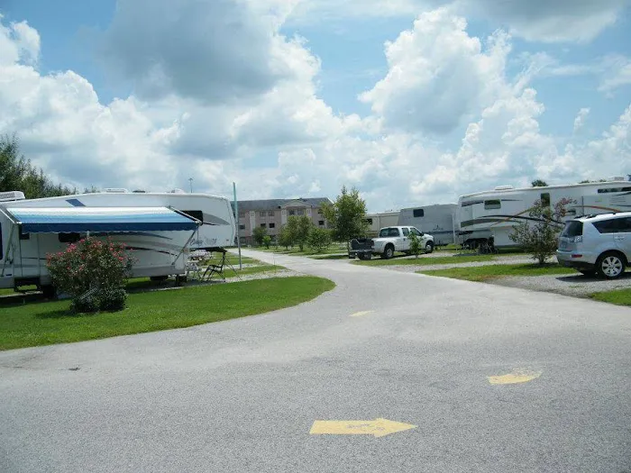 Frog City RV Park Picture 2