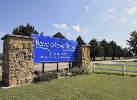 Navajo Lake Estates Manufactured Home Community