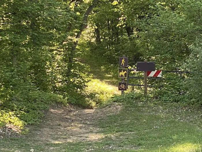 Waubonsie St Park Equestrian Campground Picture 6
