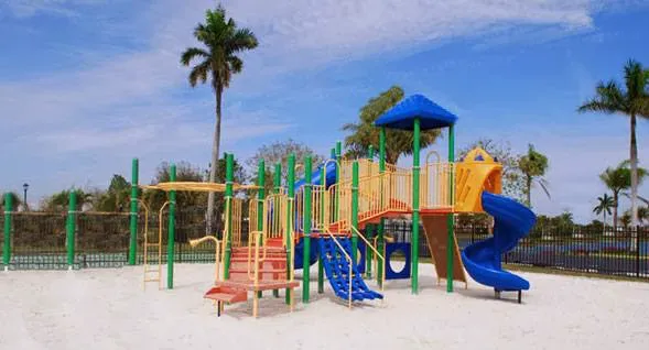 Paradise Village Picture 9