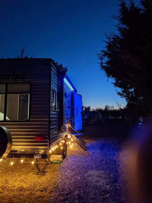 Merritt’s Beach RV park Picture 5