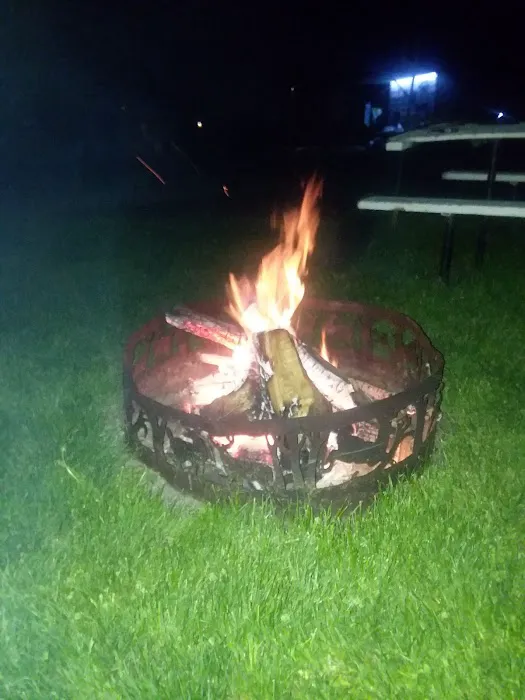 Cedar Lake Memorial Park Campground Picture 7