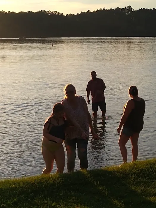Cedar Lake Memorial Park Campground Picture 1