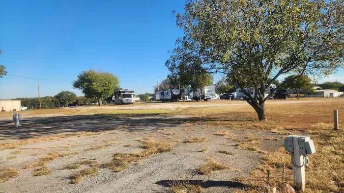 Stewart's RV Park Picture 5