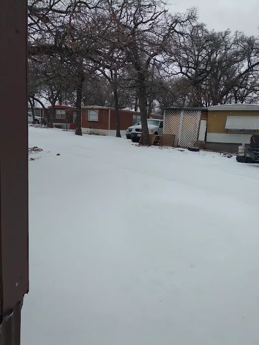 Ranch Oaks Mobile Home Park Picture 1
