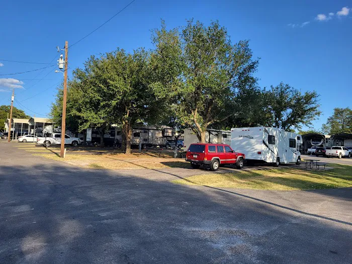 Mockingbird Hill RV Park Picture 4