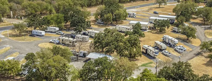 Southern Meadows RV Park Picture 2
