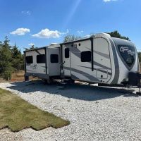 Broken Road RV Park ico