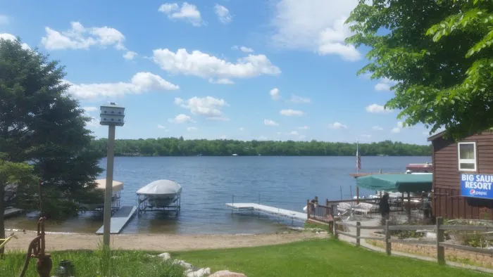 Big Sauk Resort Picture 3
