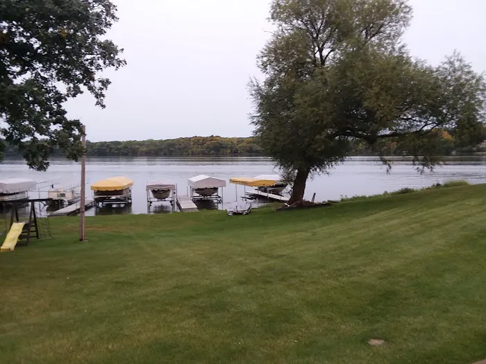 Big Sauk Resort Picture 6