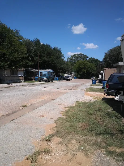 Oakdale Mobile Home Park Picture 3