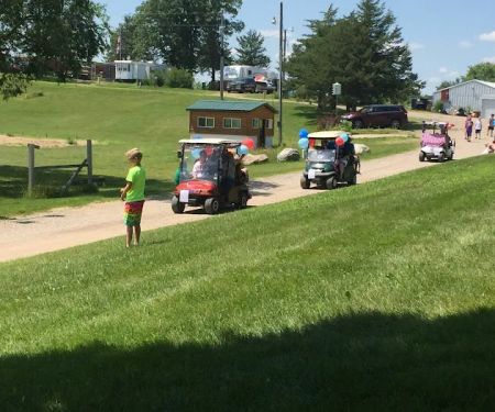 Saukinac Campground Bar & Grill