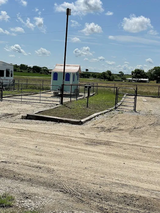 Hill Side RV Park Picture 3