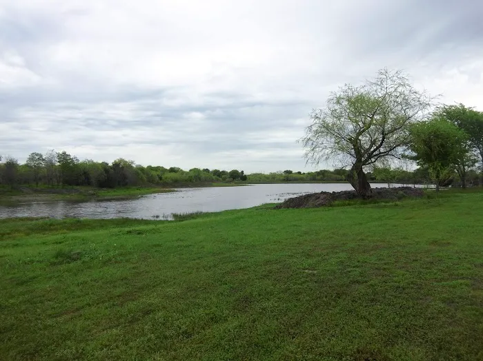 Lakeside RV Park Picture 2