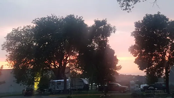 Scenic Park RV Campground Picture 1