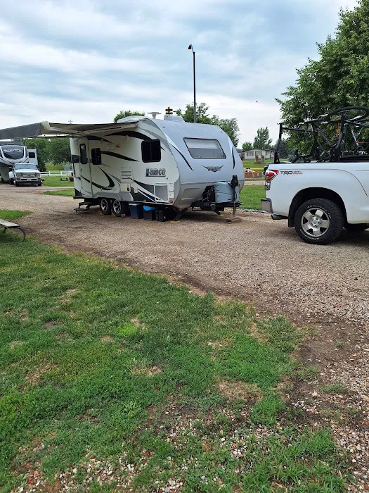 Scenic Park RV Campground Picture 2