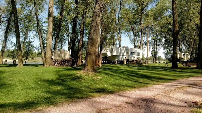 River Landing Camp Ground Picture 5