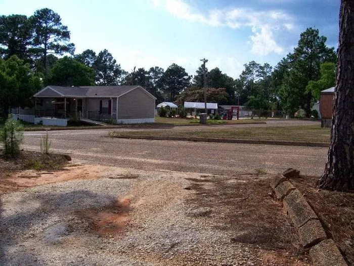 Enterprise Manufactured Home and R V Park Picture 10