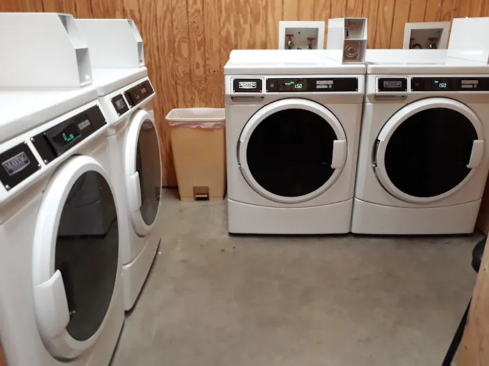 Country Living RV Park Picture 1