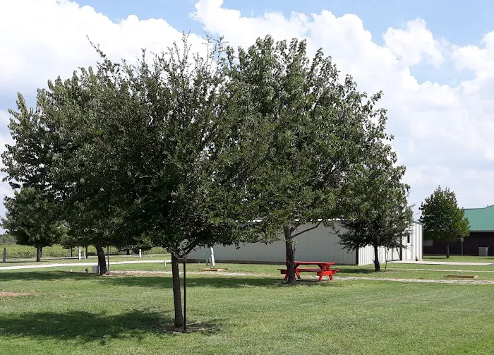 Country Living RV Park Picture 2