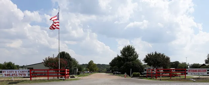 Country Living RV Park Picture 8