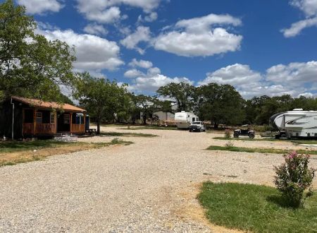 Oak Breeze Village RV Park