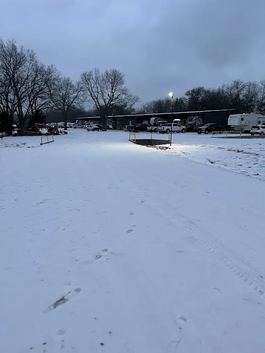 Pecan Hollow RV Park Picture 8