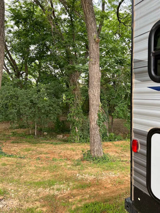 Pecan Hollow RV Park Picture 3