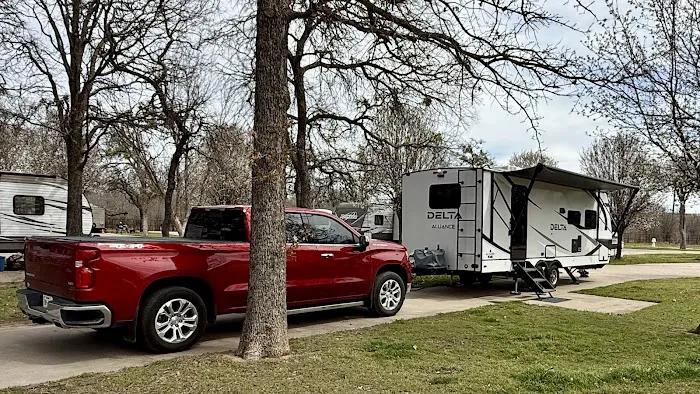 Oak Creek RV Park Picture 2