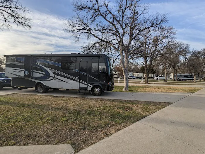Oak Creek RV Park Picture 5