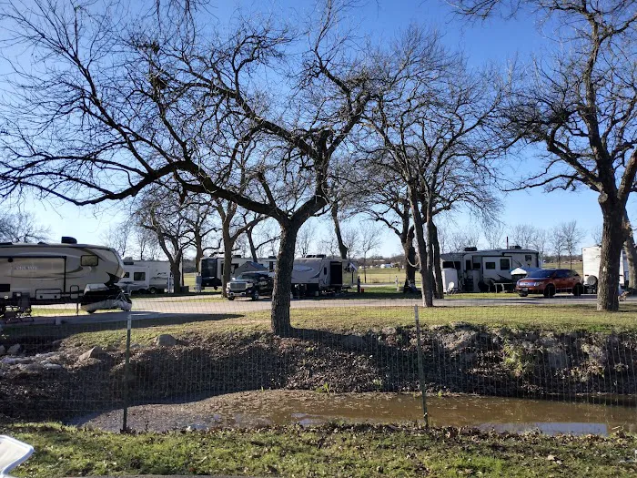 Oak Creek RV Park Picture 10