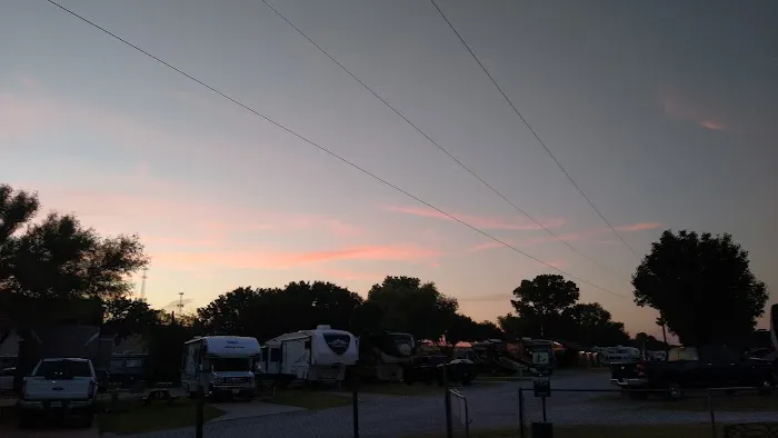 Cowtown RV Park Picture 2