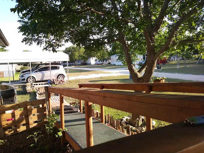 Chisholm Trail Mobile Home Community Park Picture 1