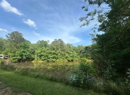Village Oaks RV Park