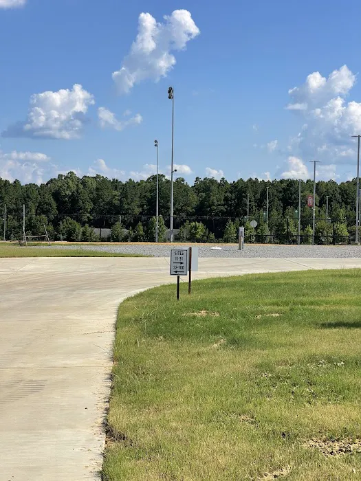 Piney Hills RV Park Picture 3
