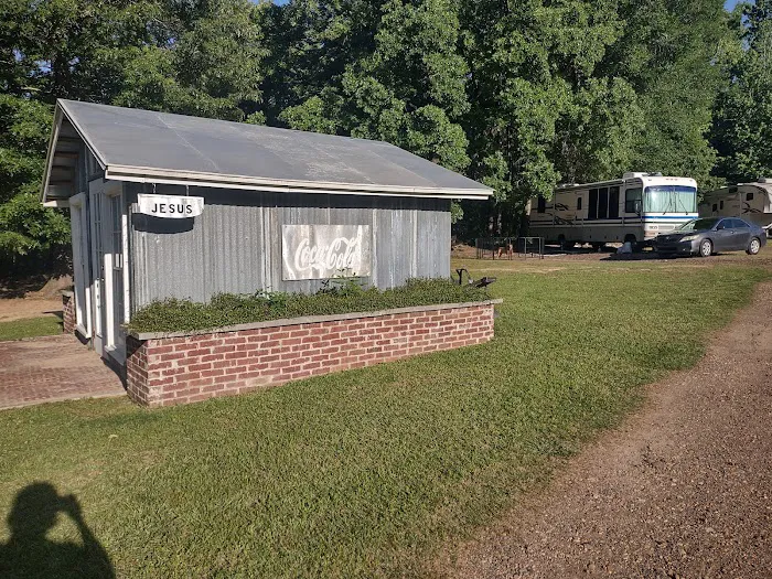 St Luke RV Park Picture 5