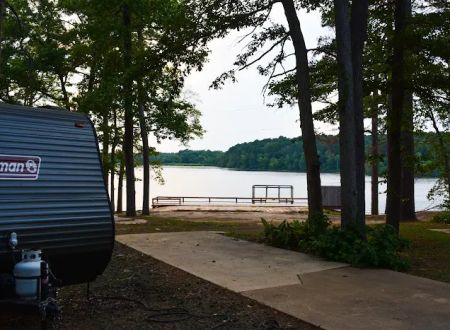 Lost Frontier RV Park and Bar & Grill