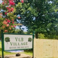 V&B Village ico