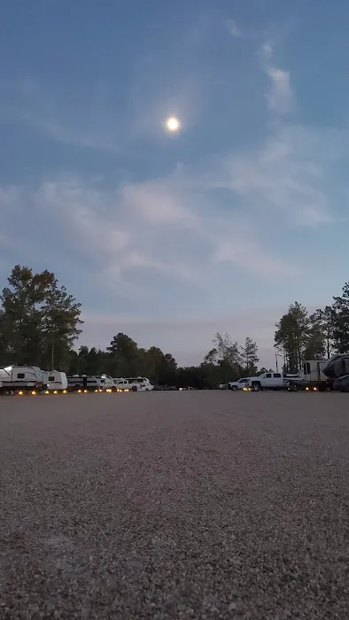 Bugout Rv Park Picture 5