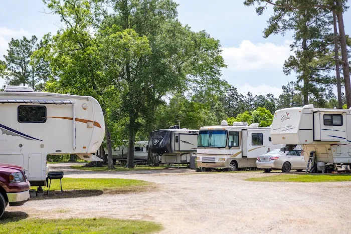 Ford Chapel Rv Park Picture 9