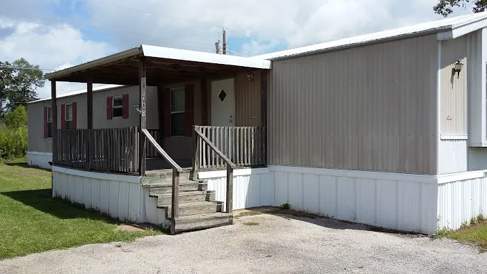 King's Row Mobile Home Park Picture 3