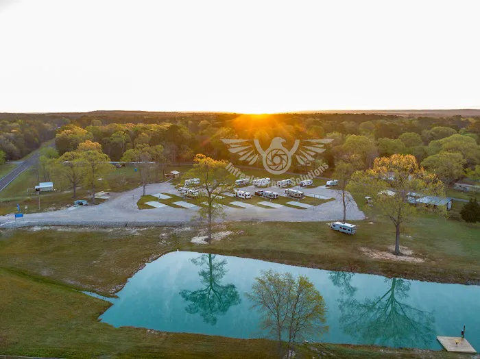 Auntie M's RV Park Picture 8