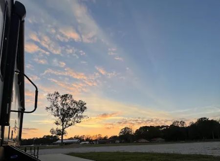 Auntie M's RV Park