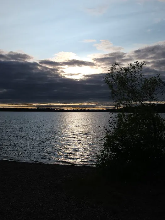 Fisherman's Point Campground Office Picture 5