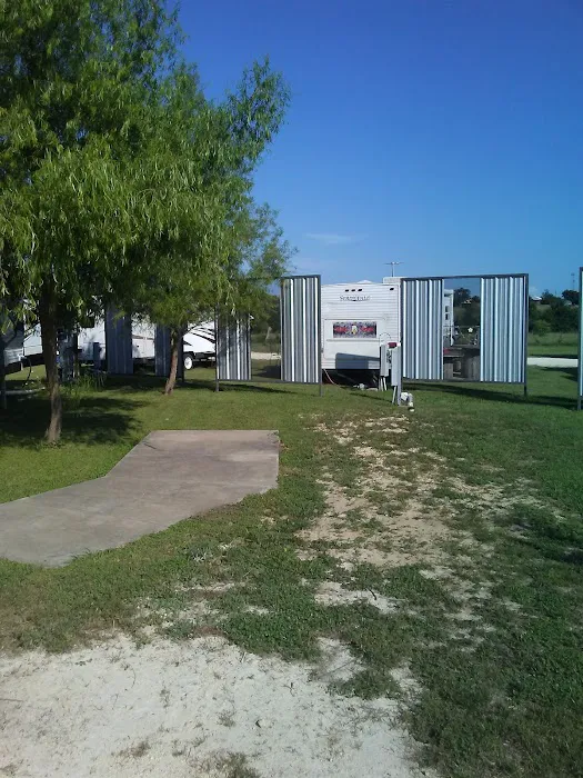 Rio Vista RV Park Picture 5